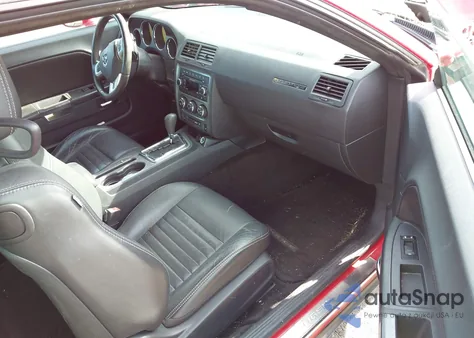 2013 Dodge Challenger R/T Classic z USA, uszkodzony, nr VIN 2C3CDYBT7DH587181